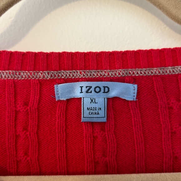 Red sweater - Picture 3 of 4